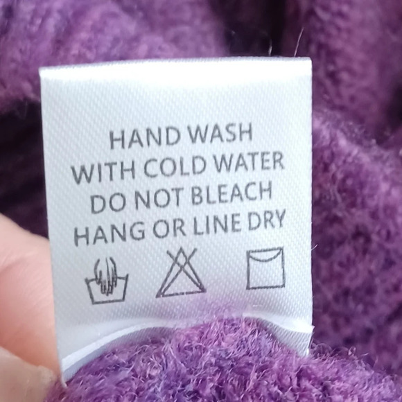 Andree by Unit Cable Knit Sweater - Picture 6 of 7